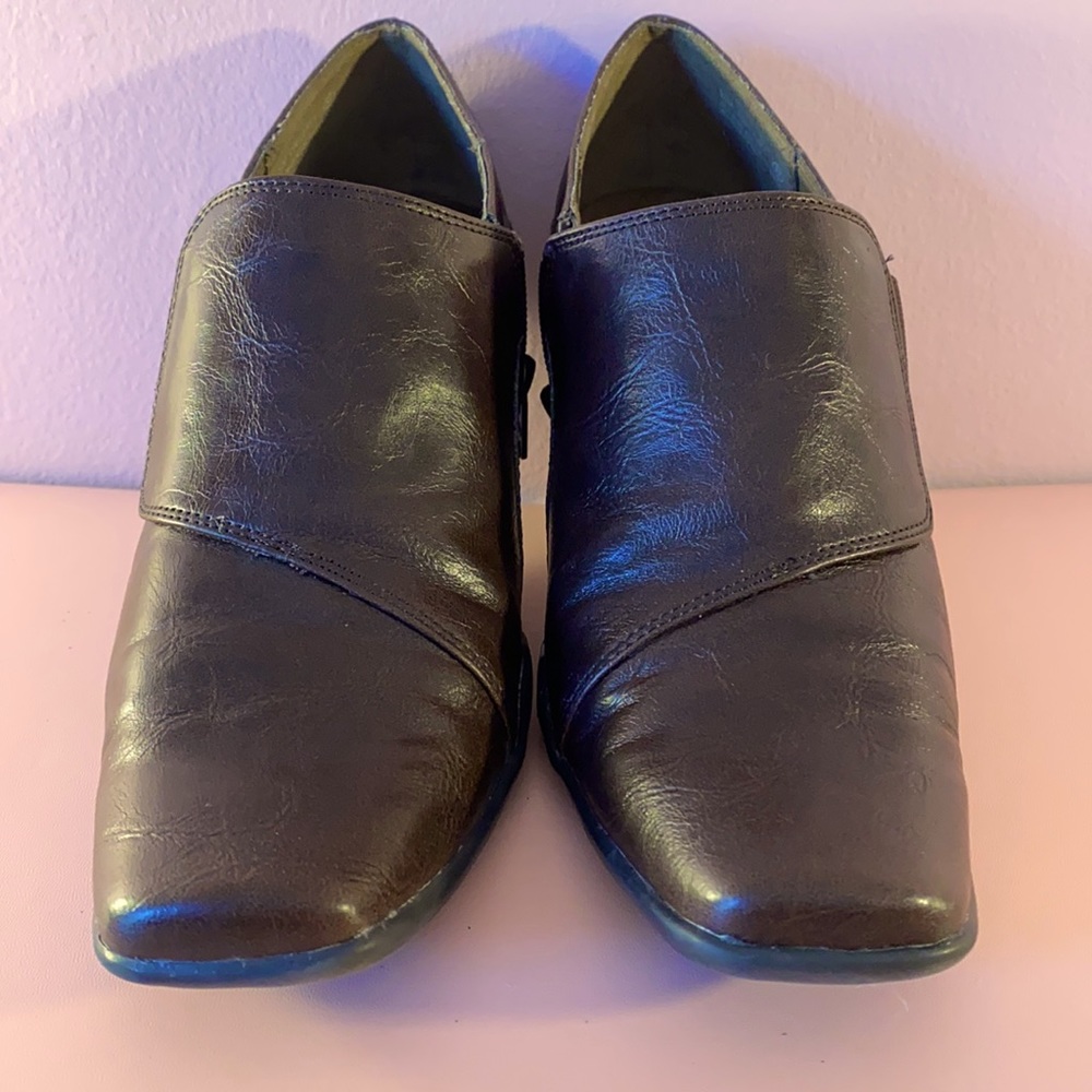 Aerosoles Cingle File Women Sable Brown Heel Bootie Shoe with side zip Size 9.5M